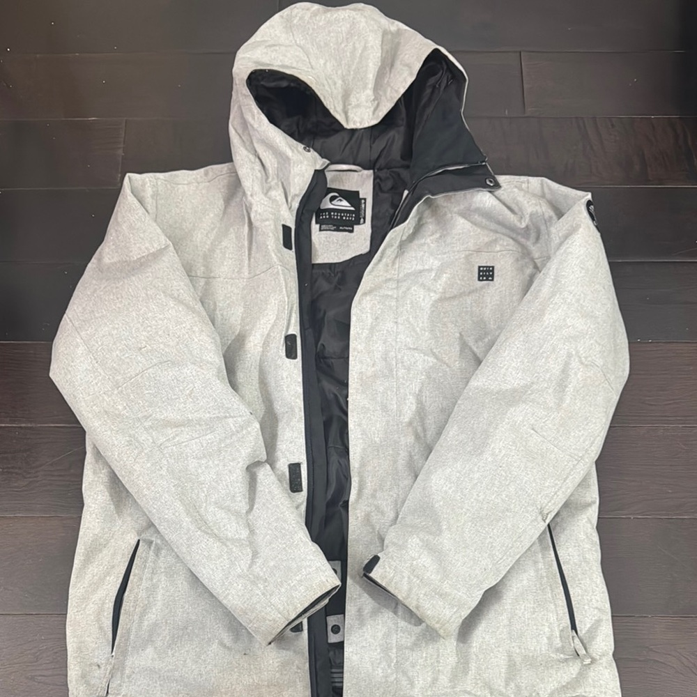 QuickSilver Men's Light Gray Ski Jacket